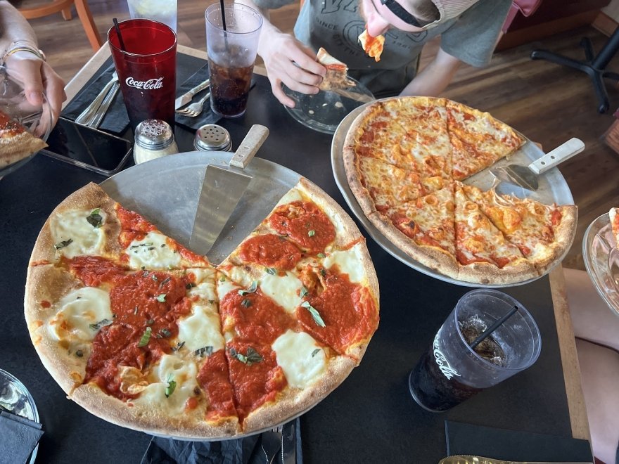 Albertino's Brick Oven Eatery